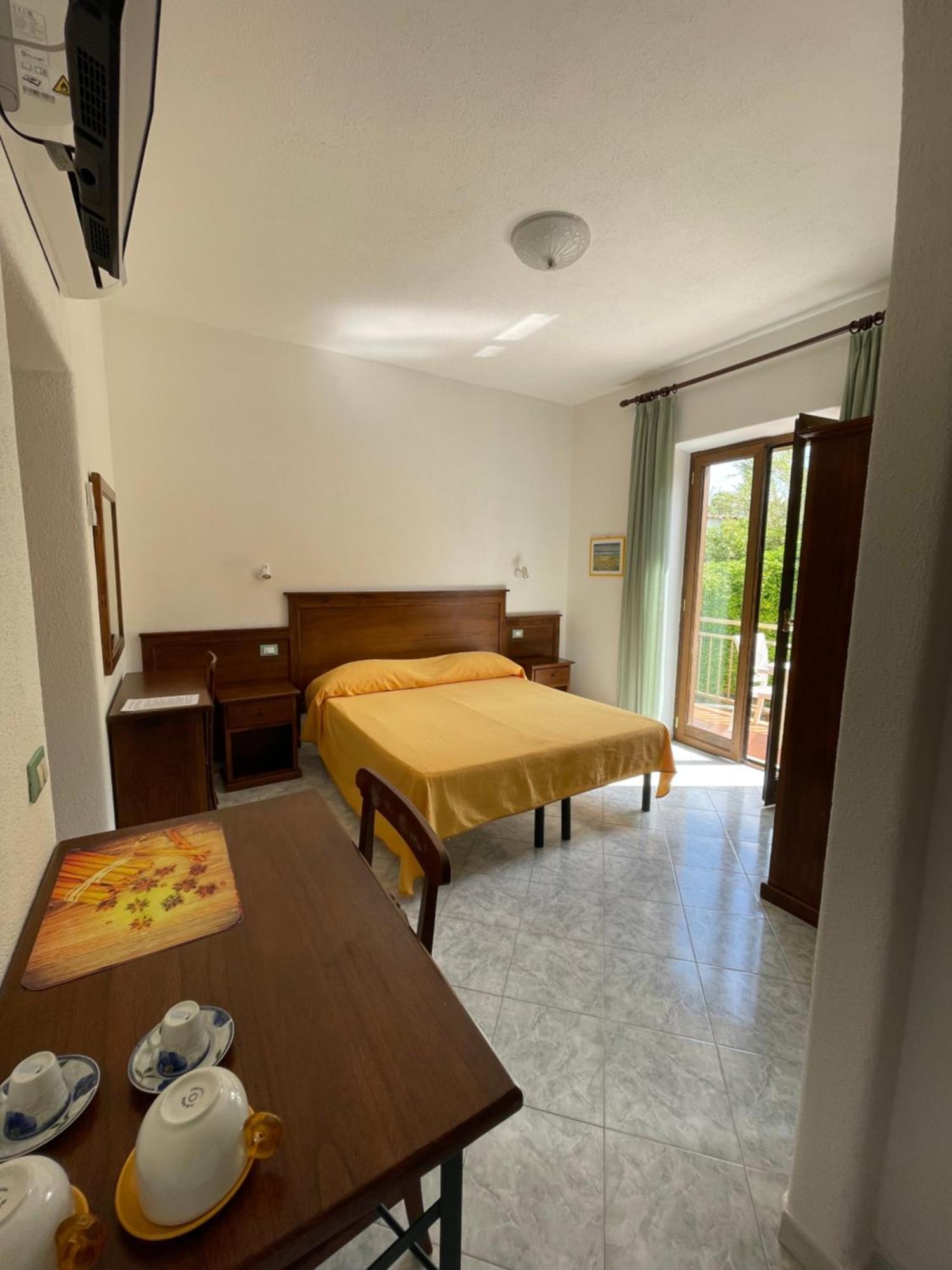 Residence Andrea A Mare Forio di Ischia Εξωτερικό φωτογραφία